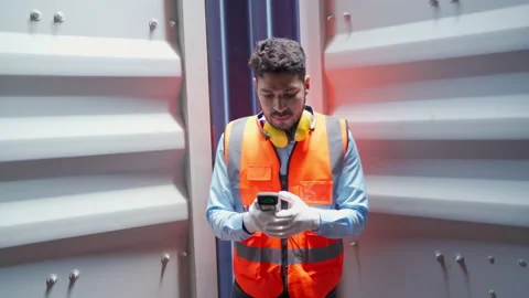 Worker open the container Stock Footage 196290783