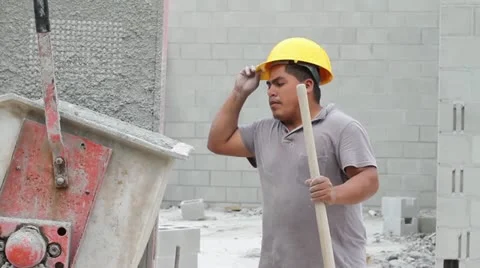 Worker Prepares Cement Mixer Machine 動画素材 21110457