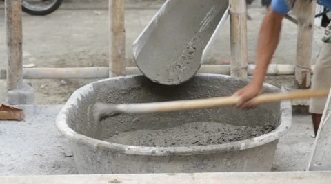 Worker put cement 스톡 동영상 39963586