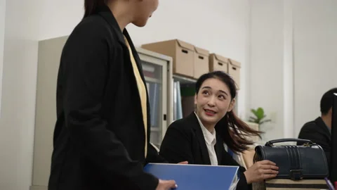 Worker refusing doing more work for manager Stock Footage 228368215