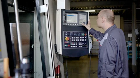 Worker using instrument display Video stock 95020014