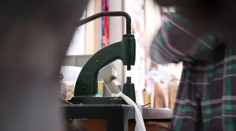 Worker using press rivets Stock Footage 64713320