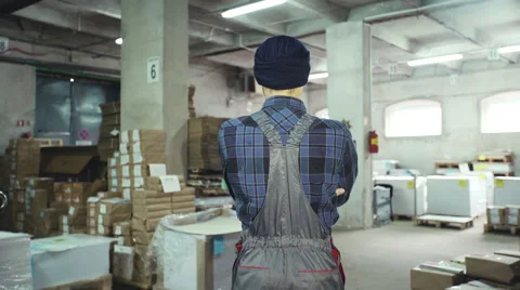 Worker in warehouse Stock Footage 64103687