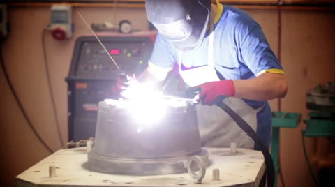 Worker welding metal Stock Footage 42572473