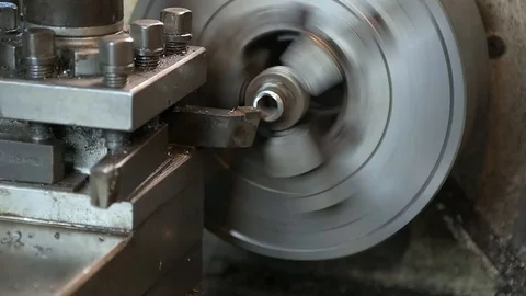 A worker working on a lathe Stock-Footage 95102906
