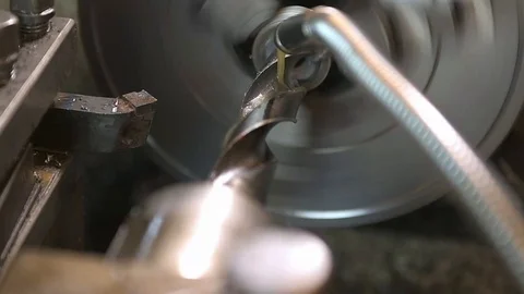 A worker working on a lathe Stock-Footage 95102929