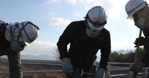 Workers on the bridge construction Video stock 161889550