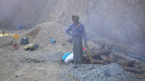 Workers build a road, Mindat, Myanmar, Asia 動画素材 164454728