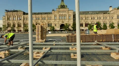 Workers building concert stage Stock Footage 67318896