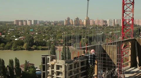 Workers on a construction site 스톡 동영상 38550405