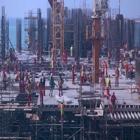 Workers on construction site at Jumeirah Beach Residence, Dubai, UAE. Stock-Footage 69491371