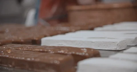 Workers Dipping Candy In Slow Motion Vídeo Stock 105345073