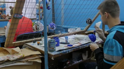 Workers Doing New Year's Balls Factory Klavdievo Ukraine Excursion to the 動画素材 57982442