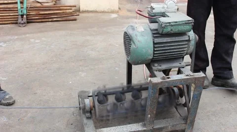 Workers, mechanical field Video stock 52375690