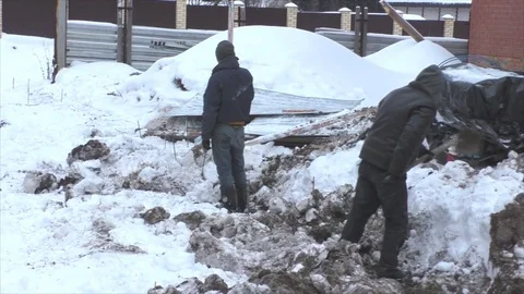 Workers migrant workers working at a construction site Video stock 70223440
