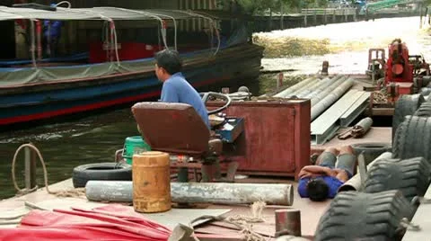 Workers resting on a boat 스톡 동영상 10182027
