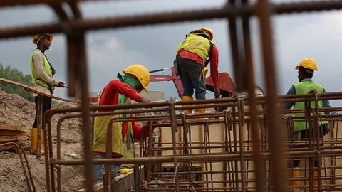 Workes doing works at the large scale of solar farm Stock-Footage 96021140
