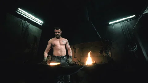 Workflow in the forge Stock-Footage 109599814