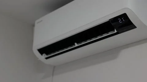 Working Air Conditioner Changing Temperature AC Increasing Room Temperature Video stock 201510060