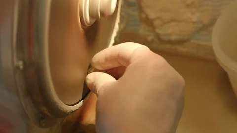 Working in amber factory 動画素材 94722774
