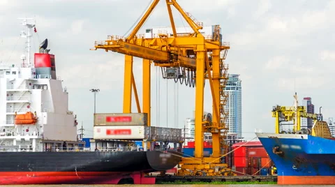 Working at Bangkok shipyard time lapse. Stock Footage 41108752