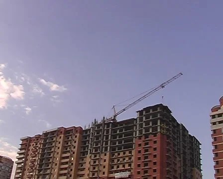 Working elevating crane. 스톡 동영상 935338