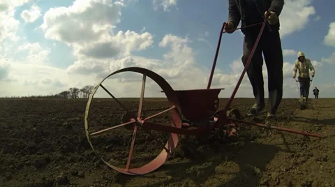 Working in the field Video stock 36778908