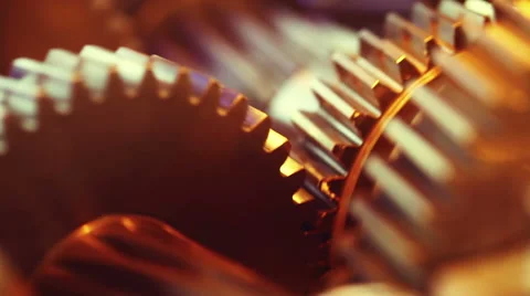 Working golden gears Vídeos de archivo 48007125