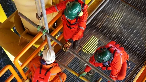 Working at height and overboard. Video stock 94559874