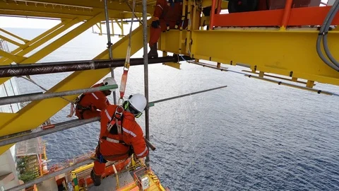 Working at height and overboard. Stock-Footage 99140310