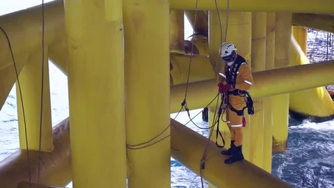 Working at height and overboard using abseiling technique. Video stock 83606366