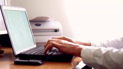 Working on laptop 스톡 동영상 842589