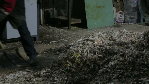 Working loads plastic extruder Stock Footage 102902435