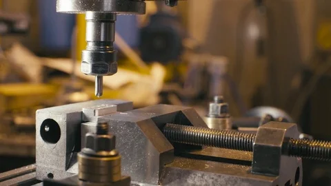 Working milling machine in workshop Video stock 83654679