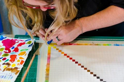 Working moment in the work on the drawing. Foto stock