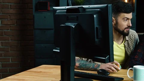 Working in office in pair Stock Footage 92132817