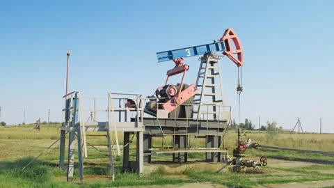 Working oil pump 스톡 동영상 281563053