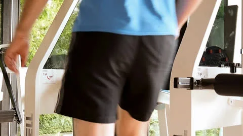 Working out the legs Stock Footage 25509377