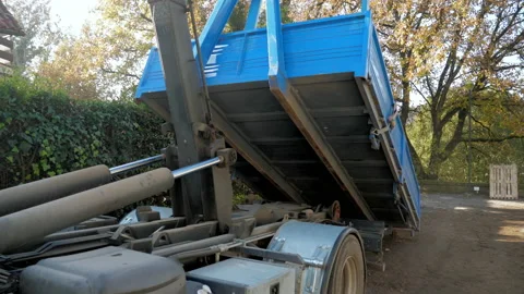 The working process of loading the truck trailer Stock Footage 148919598
