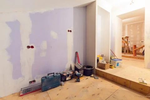 Working process of renovate room with installing drywall or gypsum plasterboard Stock-Fotos
