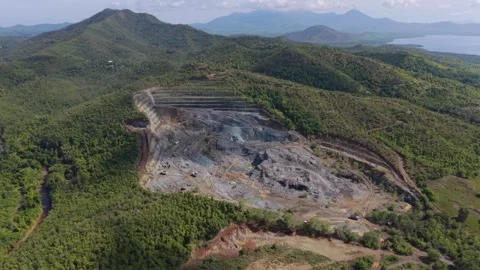 Working Quarry and Distant Coast Near Puerto Princesa Palawan 스톡 동영상 347182797