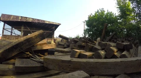 Working with railroad sat down to rest on the old sleepers 库存影片 54321741