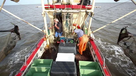 Working on a shrimp boat Video stock 61826777