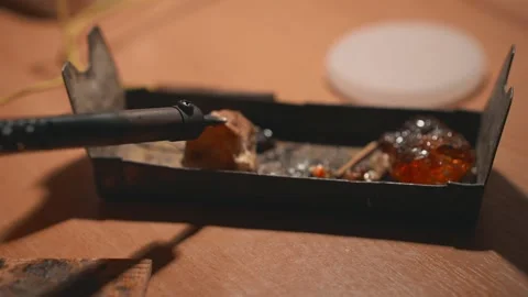 Working with a soldering iron Stockbeeldmateriaal 145943586