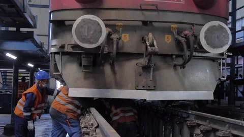 Working on the train 스톡 동영상 156811480