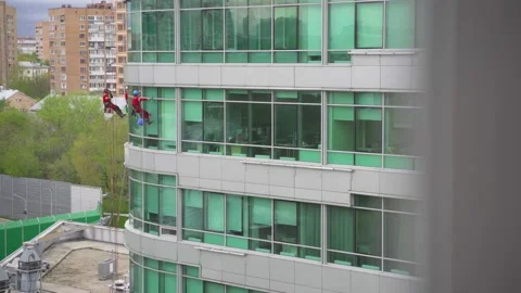 Working Window Cleaners Video stock 130508354