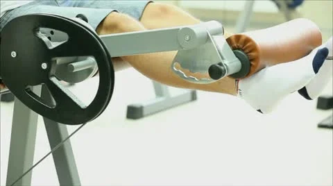Workout for the legs in the gym Stock-Footage 11105065
