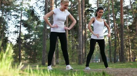 Workout in park Stock Footage