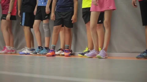 Workout warm-up and badminton game Vídeos de archivo 142877238