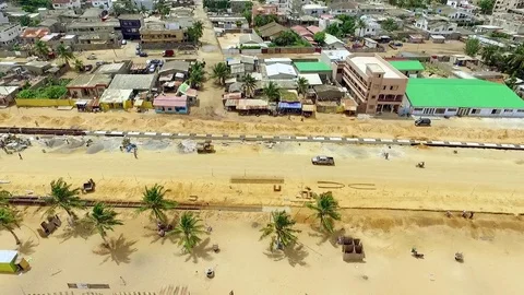 Works on the ocean road, Cotonou Vídeos de archivo 81234969